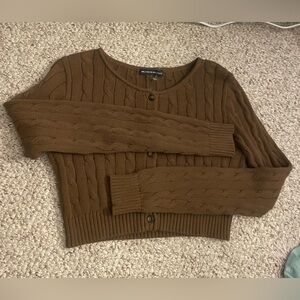 Brandy Melville cropped brown sweater